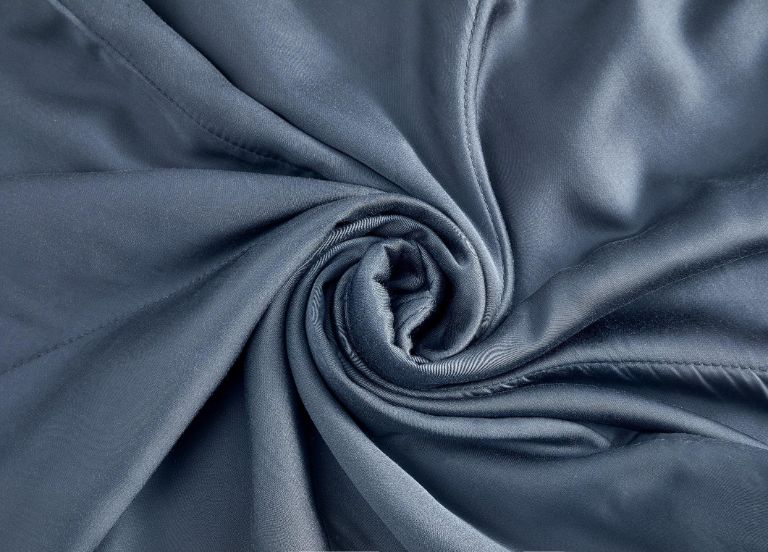Vesta Washable Cooling Silk Blanket